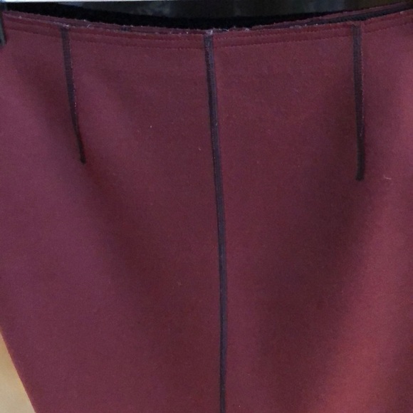 Ann Taylor Size “0” Burgundy Tapered Skirt - Picture 2 of 4